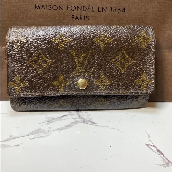 SOLDAuthentic Louis Vuitton Monogram Compact Bifold Zippy Wallet - Picture 3 of 13